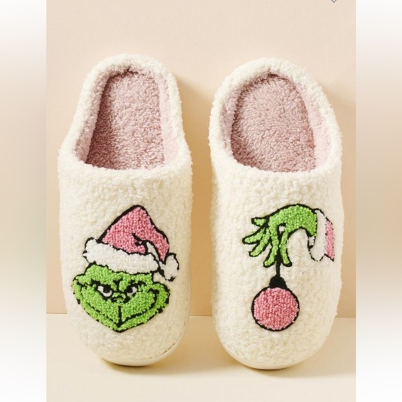 Shoes - CHRISTMAS GRINCH SLIPPERS